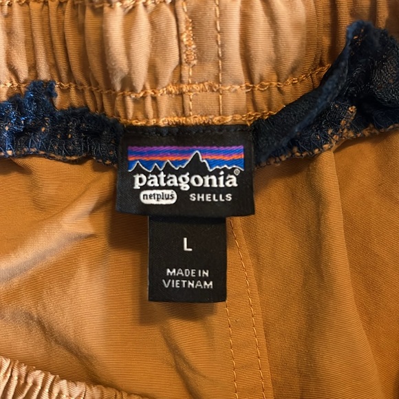 Boys Patagonia shorts - Picture 3 of 5